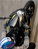 Спортбайк 2006 года Suzuki GSX-R750. Продажа мотоциклов Suzuki.
